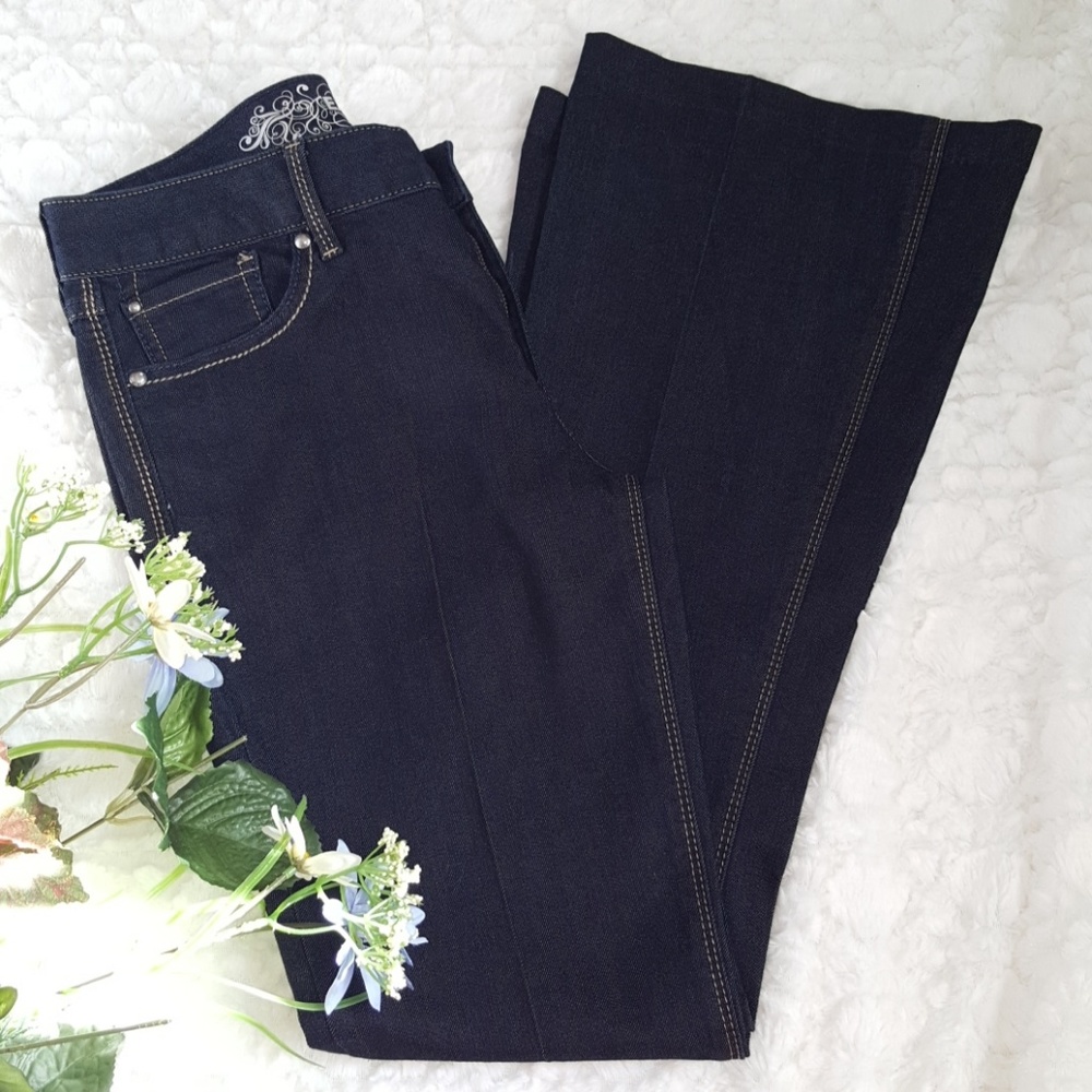 EXPRESS JEANS NWOT
